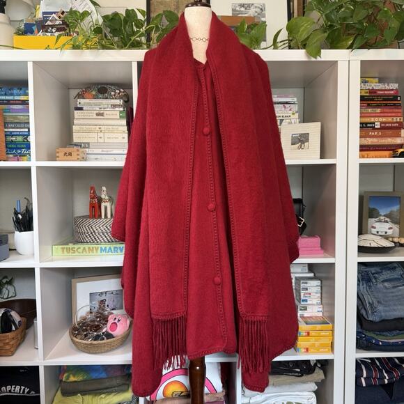 Elegant Red Women's Scarf with Fringe - Picture 1 of 11